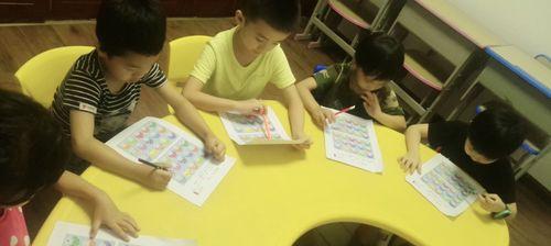 培养孩子注意力集中的方法（以怎样的方法训练孩子注意力集中）