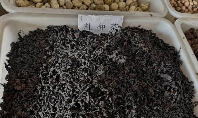 雄花杜仲的功效与作用（探秘雄花杜仲的保健奥秘）