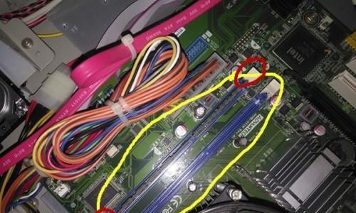 电脑主机显示器安装指南（详细步骤教你安装电脑主机显示器）