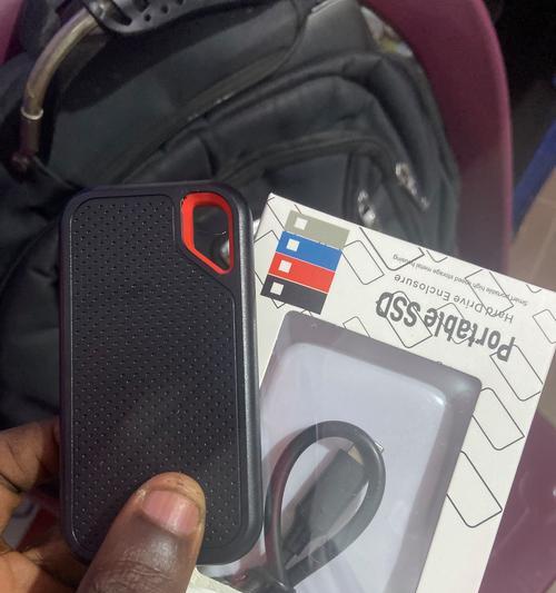 哪种硬盘最适合我的电脑型号？