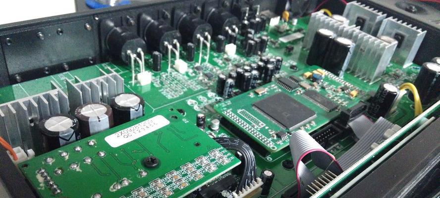 电脑接收声音出现杂音怎么处理？如何改善声音传输质量？