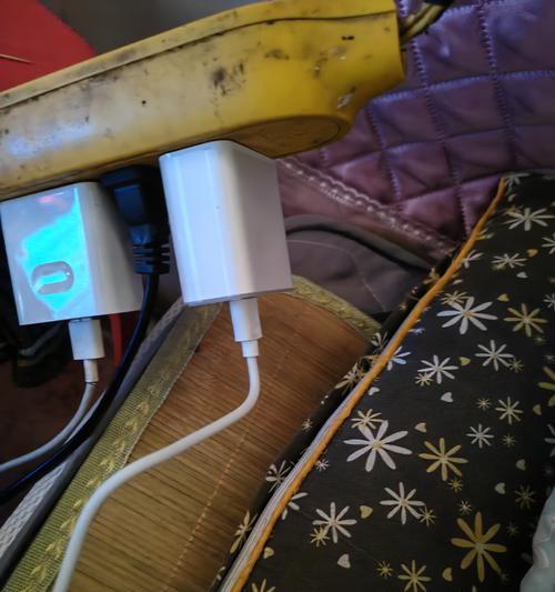 华为手把充电器的功率是多少瓦？充电器功率对充电速度有何影响？