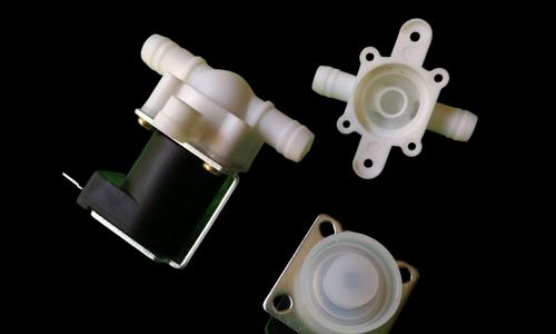 热水器加水后响声的原因是什么？