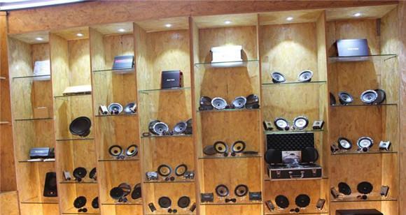 资源县的音响店具体位置在哪里？如何联系他们？