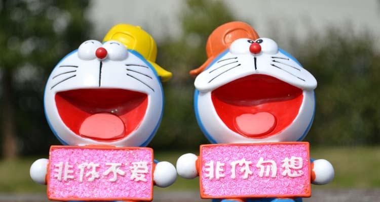 电视机下方装饰娃娃怎么装？安装时需要注意什么？
