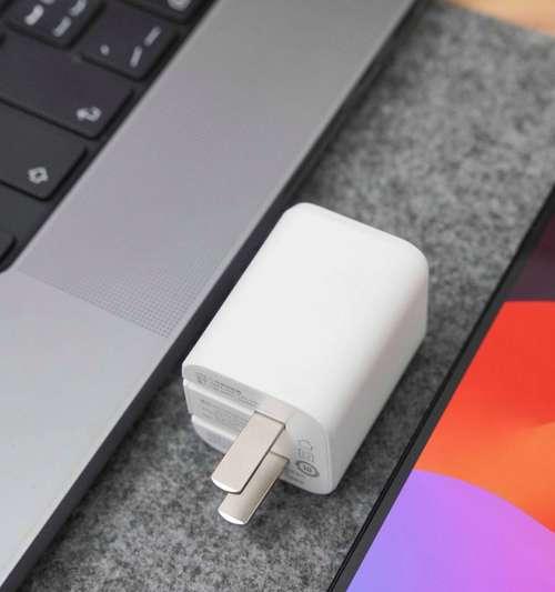 什么样的充电器最伤苹果手机？如何选择安全充电器？