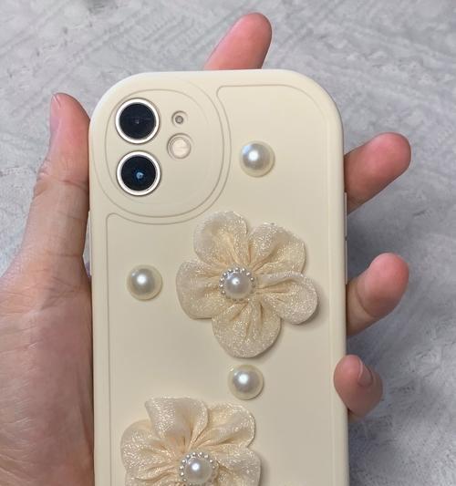 荣耀手机壳子带花如何清理？购买新壳子需要注意什么？