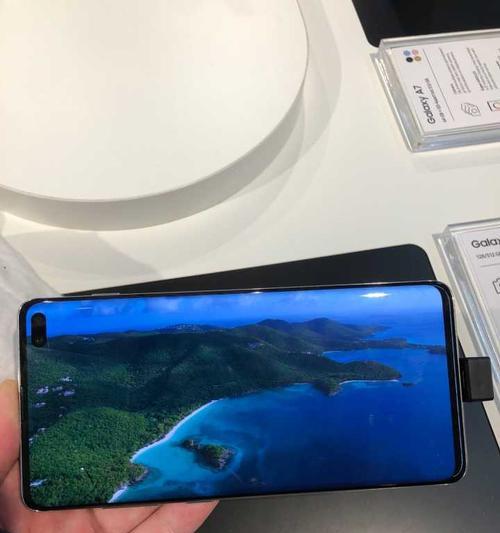 三星小球手机的性能如何？用户评价怎么样？