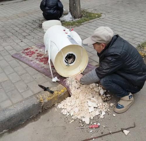 预热热水器的清理方法是什么？清理过程中需要注意什么？