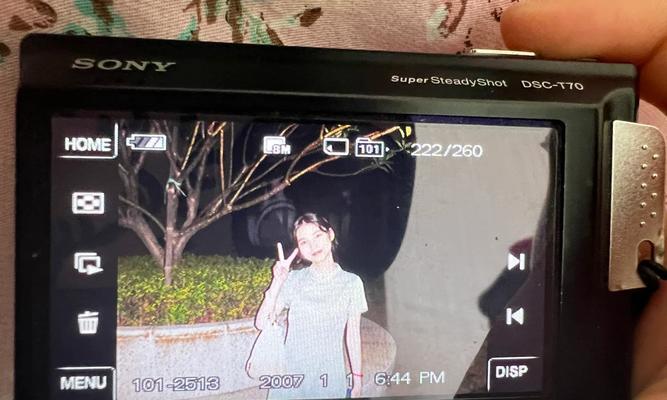 索尼t70照片导出方法是什么？