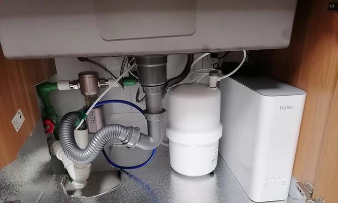 饮水机散热器的安装方法是什么？
