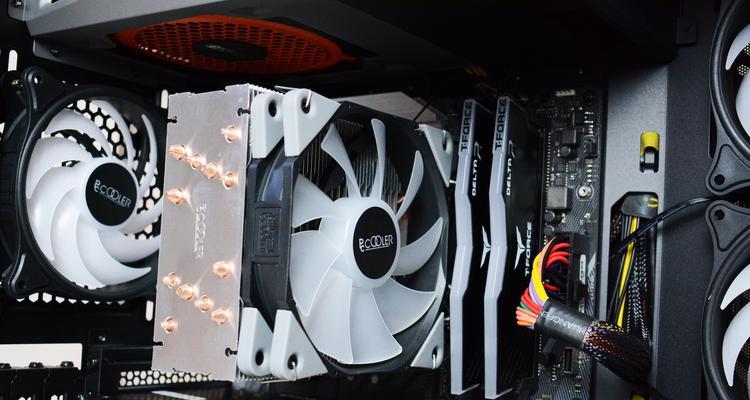 水冷散热器顶盖拆卸步骤是什么？拆卸时的注意事项？