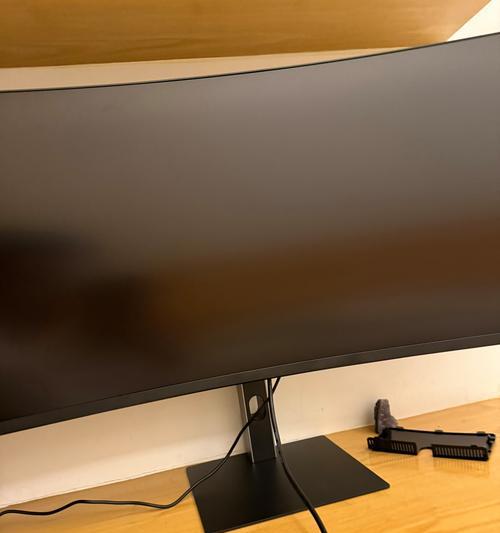 电脑如何通过vga输出到显示器？输出过程中需要注意什么？